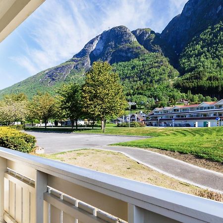 Hotel Loenfjord لوين المظهر الخارجي الصورة
