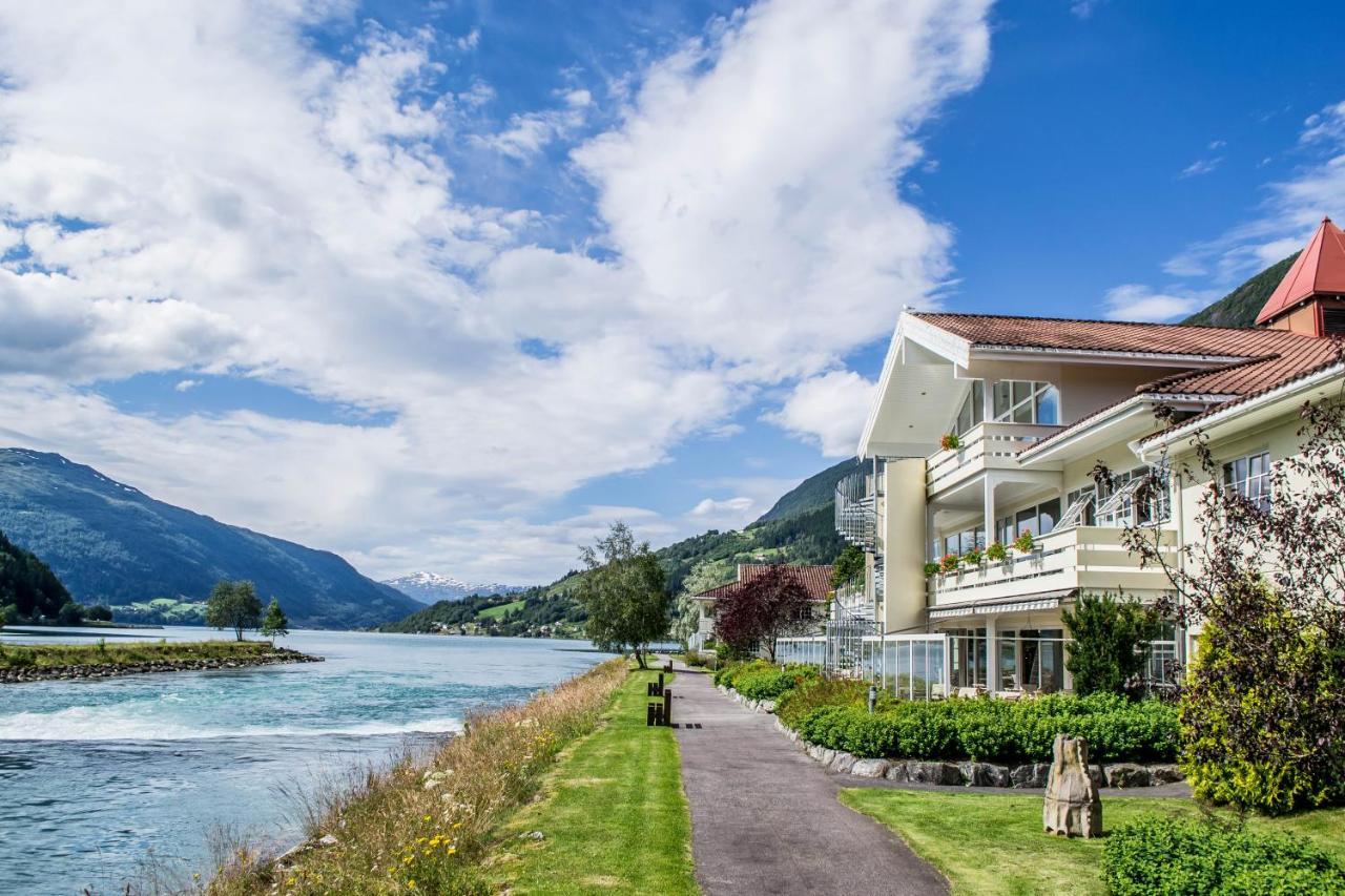 Hotel Loenfjord لوين المظهر الخارجي الصورة