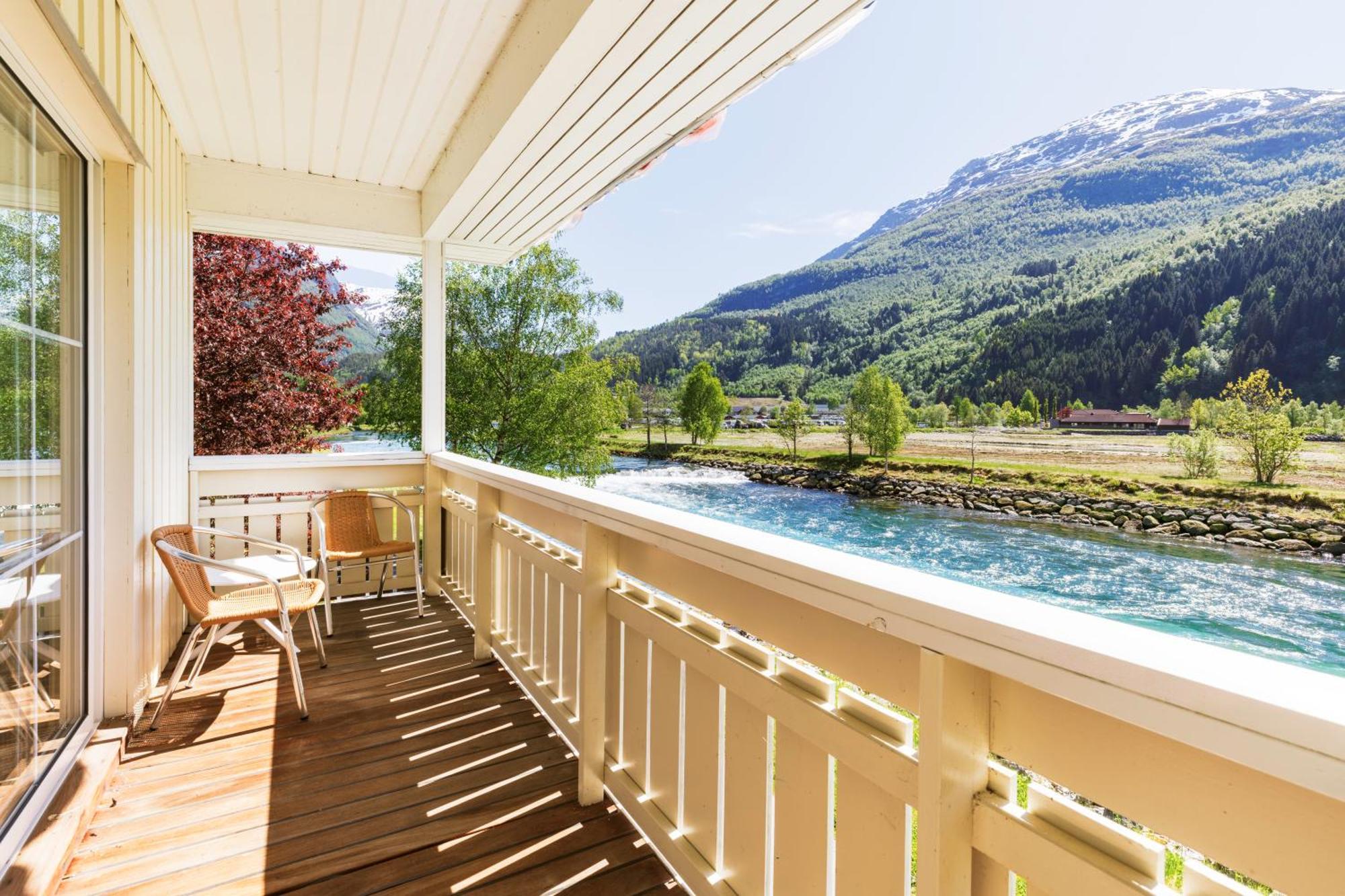 Hotel Loenfjord لوين المظهر الخارجي الصورة